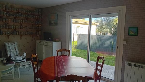 Petite maison sur grand terrain constructible à Saint Palais sur Mer