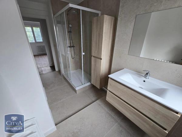 Appartement à louer 4 pièces 83.33m² Lille (59000)