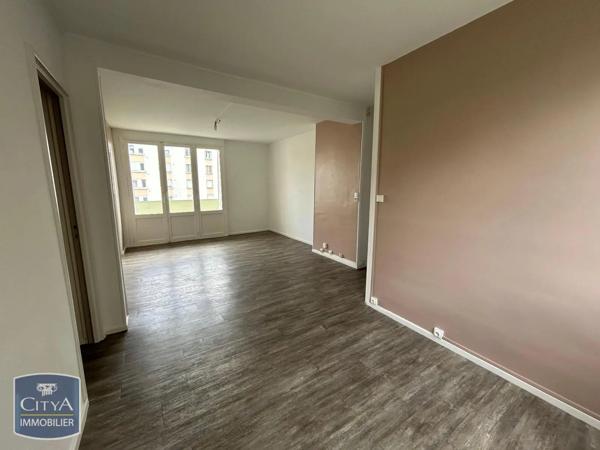Appartement à louer 3 pièces 55m² Saint-Quentin (02100)