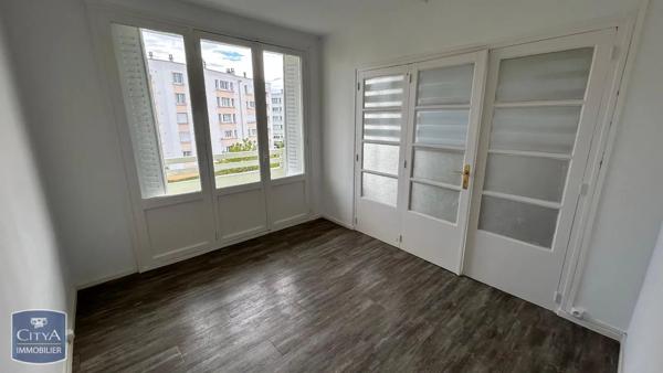 Appartement à louer 3 pièces 55m² Saint-Quentin (02100)