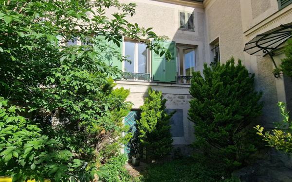 Appartement à louer    2 pièces • 29 m2 Verneuil-sur-Seine