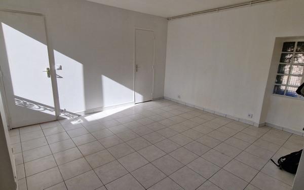 Appartement à louer    2 pièces • 29 m2 Verneuil-sur-Seine