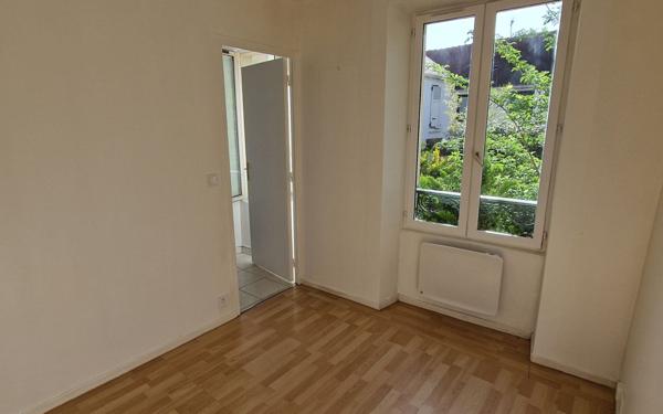 Appartement à louer    2 pièces • 29 m2 Verneuil-sur-Seine