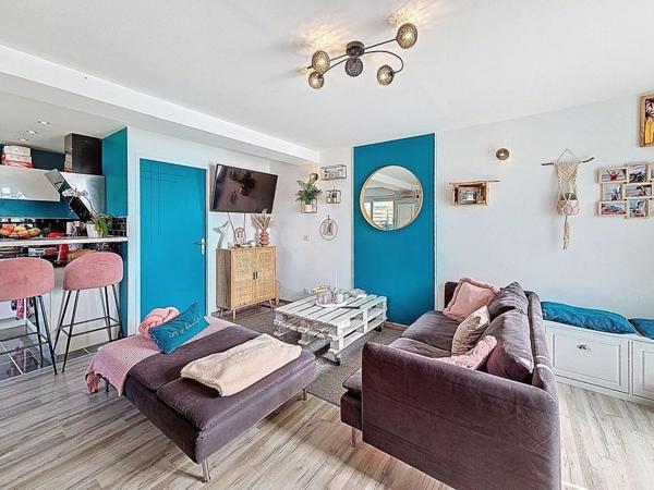 Maison 2 chambres, 2 sdb dans une impasse au calme!