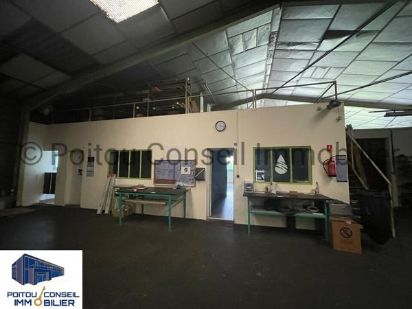 A VENDRE OPPORTUNITE LOCAL D’ACTIVITE ENTRE POITIERS ET NIORT 1500m2