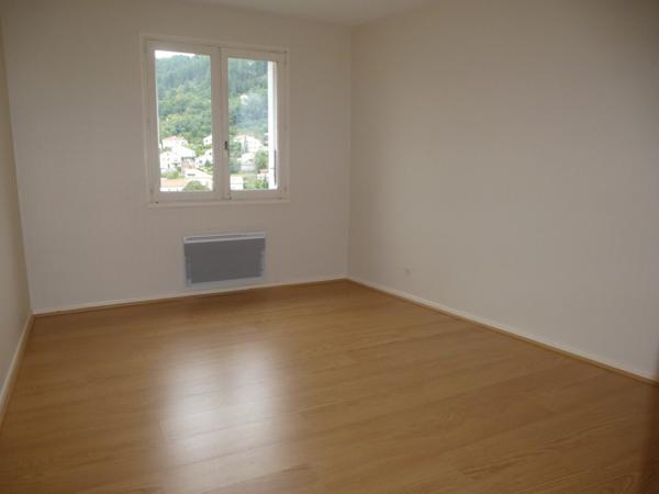 APPARTEMENT DE TYPE F4