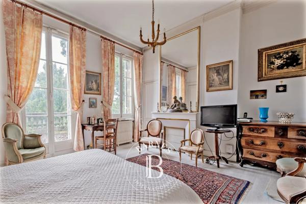 Bordeaux, Maison 6 Chambres -  350 m² à vendre