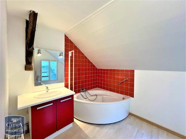 Appartement à louer 2 pièces 77.48m²