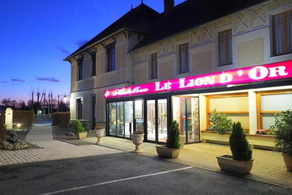 Dpt Allier (03), à vendre ESTIVAREILLES Hôtel - Restaurant -Bar ( licence 4 ) 10 minutes de Montluçon