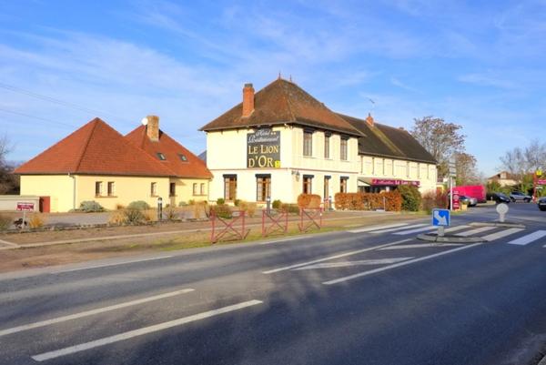 Dpt Allier (03), à vendre ESTIVAREILLES Hôtel - Restaurant -Bar ( licence 4 ) 10 minutes de Montluçon