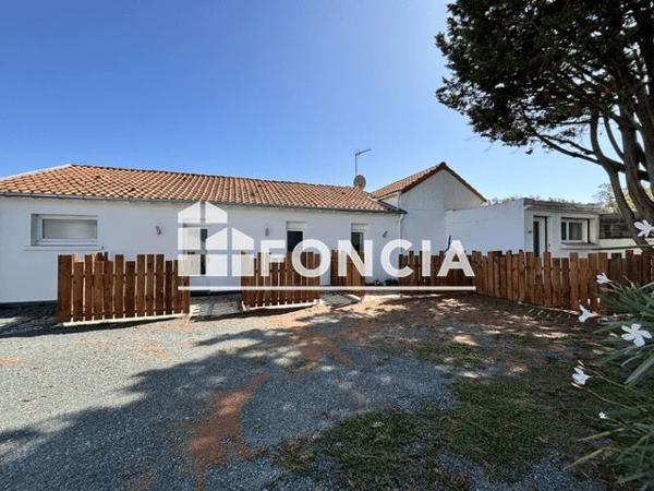 À vendre Immeuble 287 m² - Saint-vivien 17220