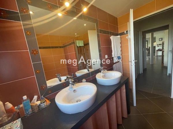 Maison à LARMOR-BADEN, 56870 - 6 pièces 129m²