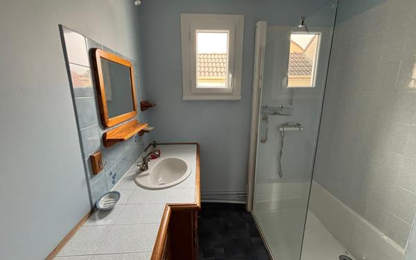 Maison à louer    3 pièces •  Vert-Saint-Denis