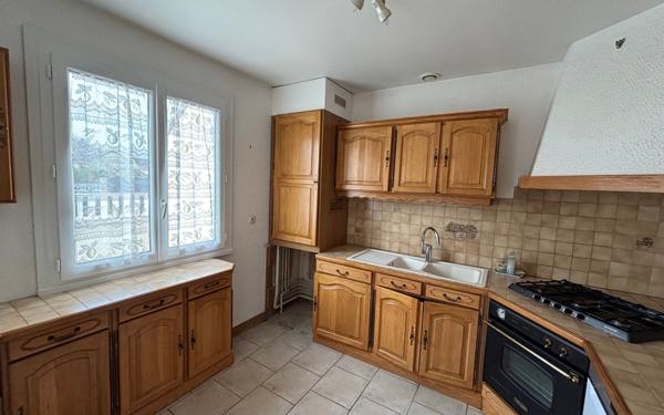 Maison à louer    3 pièces •  Vert-Saint-Denis