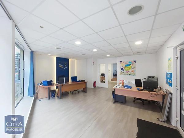 Local commercial à louer 61m²