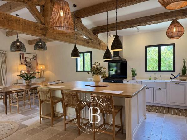Saint-Rémy-de-Provence, Maison 4 Chambres -  250 m² à vendre