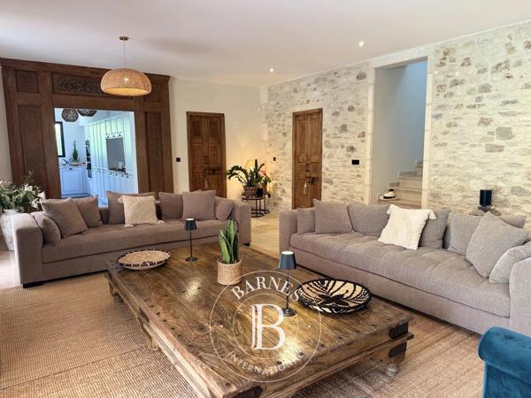 Saint-Rémy-de-Provence, Maison 4 Chambres -  250 m² à vendre