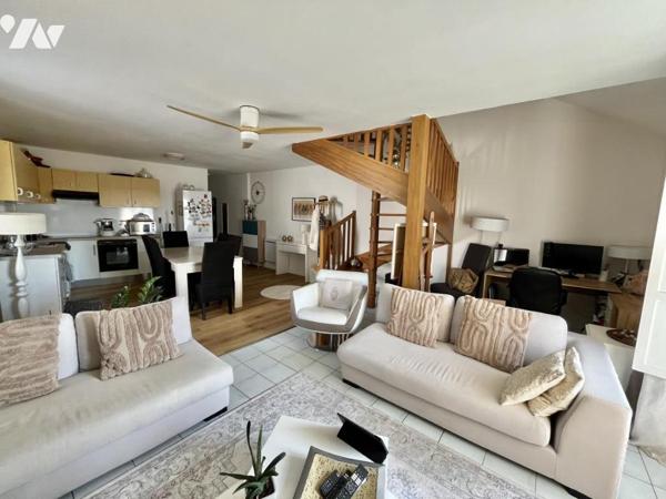 IMMEUBLE DE RAPPORT – 5 LOGEMENTS -5 GARAGES-1 PARKING– DPE C