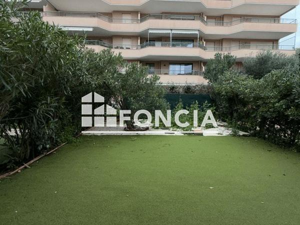 Location Appartement 2 pièces 47.3 m² - 172 RUE DU PORT Cavalaire Sur Mer 83240