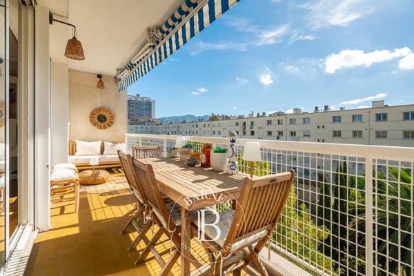 Marseille 8ème, Appartement 2 Chambres -  94 m² à vendre