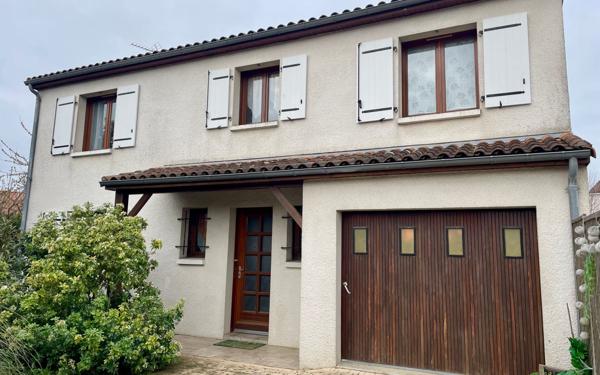Maison à vendre    6 pièces •  Niort