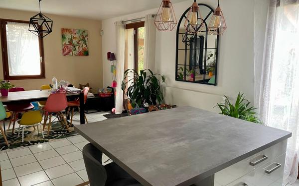 Maison à vendre    6 pièces •  Niort