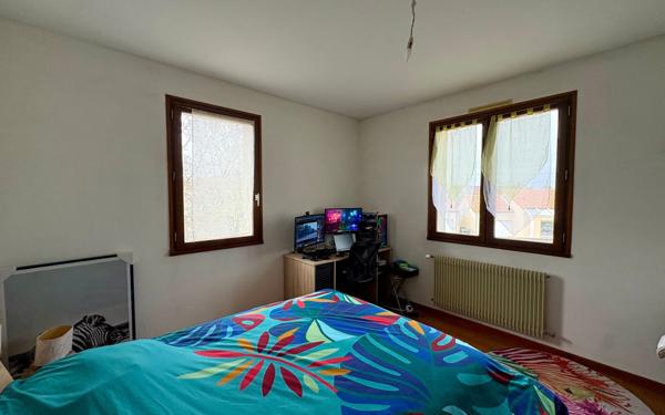 Maison à vendre    6 pièces •  Niort