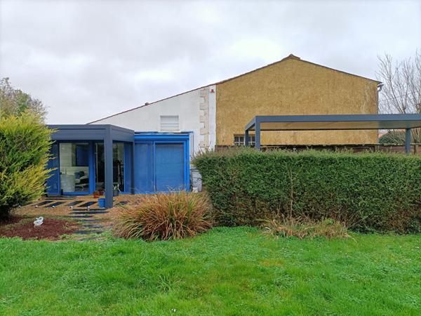 Maison Tonnay Charente 4 pièce(s) 105.5 m2