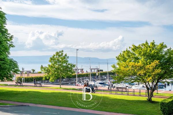 Évian-les-Bains, Appartement 2 Chambres -  80 m² à vendre