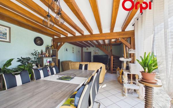 Maison à vendre    5 pièces •  Bernay