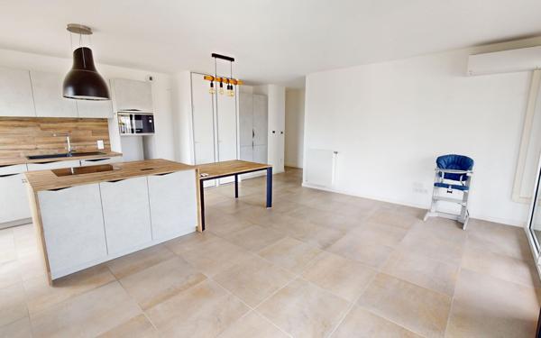 Appartement à vendre    4 pièces • 84 m2 Lyon 7