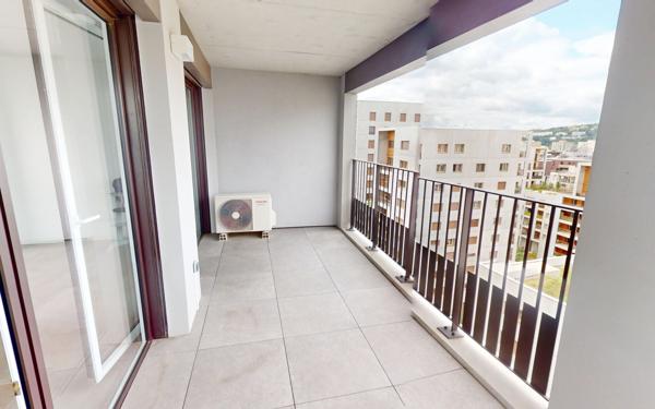 Appartement à vendre    4 pièces • 84 m2 Lyon 7