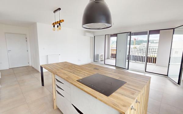 Appartement à vendre    4 pièces • 84 m2 Lyon 7