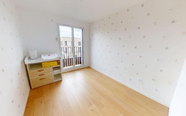 Appartement à vendre    4 pièces • 84 m2 Lyon 7