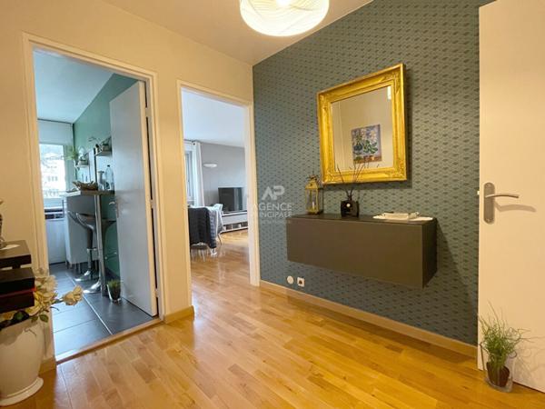 CHAVILLE - limite Sèvres - SUPERBE 4 pièces avec balcons, Box et Cave €448 000 ** - Référence 658-C