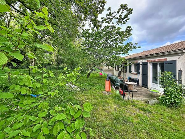 SAINT SEBASTIEN SUR LOIRE MAISON DE PLAIN PIED 3 CHAMBRES + 1 BUREAU JARDIN 400M2