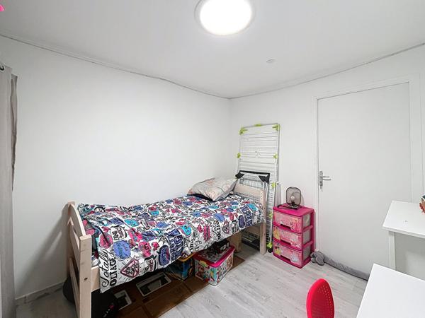 SAINT SEBASTIEN SUR LOIRE MAISON DE PLAIN PIED 3 CHAMBRES + 1 BUREAU JARDIN 400M2