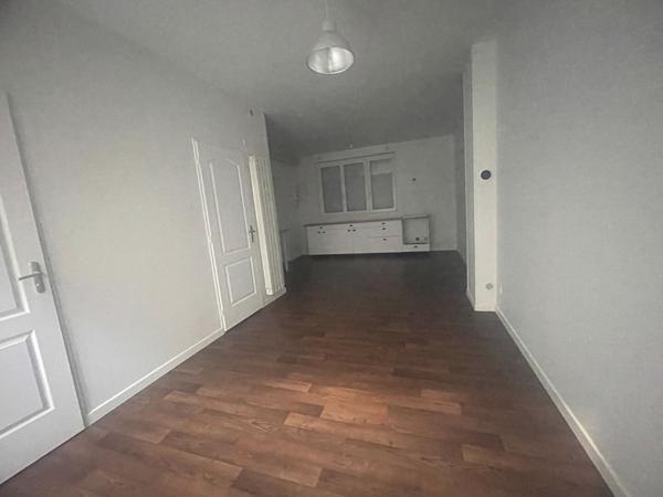 A Louer Appartement T4 pièces en RDC en TRIPLEX - 76500 Elbeuf - Réf MARI-RDC-G