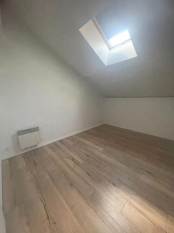 A Louer Appartement T4 pièces en RDC en TRIPLEX - 76500 Elbeuf - Réf MARI-RDC-G