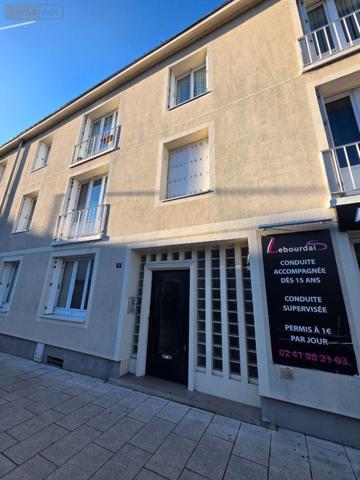 Appartement à rénover à vendre à Angers dans le Maine-et-Loire (49000), ref : 49115/appart/508   
gare
