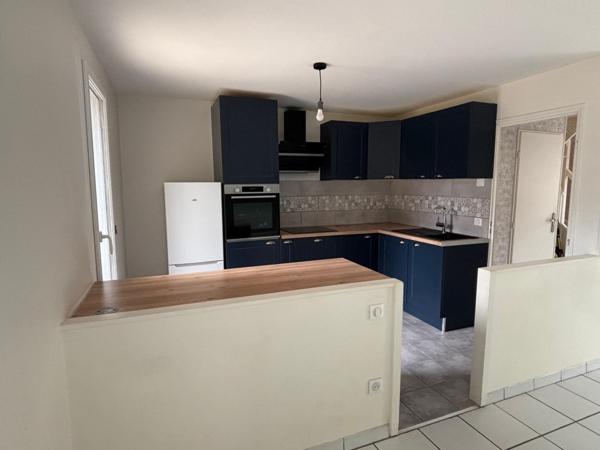 Maison familiale rénovée 5 pièces avec jardin exposé sud-ouest – Quartier recherché à Carrières-sous-Poissy