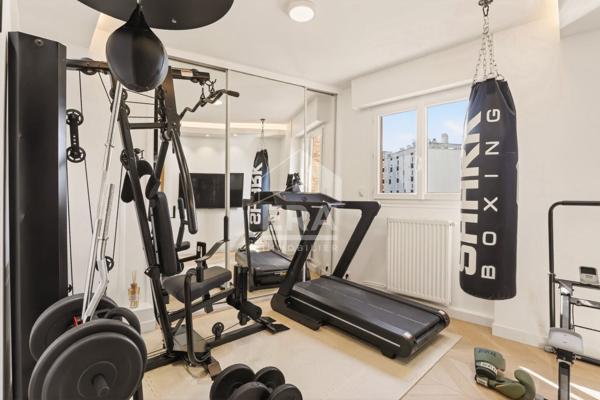 Duplex 140 m² ? Dernier étage, deux balcons