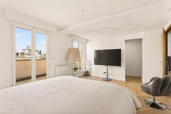 Duplex 140 m² ? Dernier étage, deux balcons