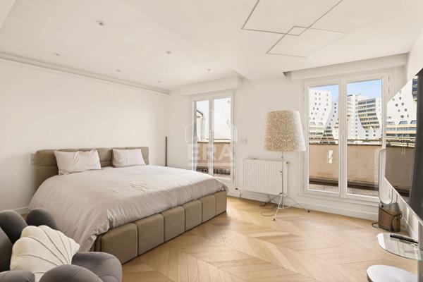 Duplex 140 m² ? Dernier étage, deux balcons