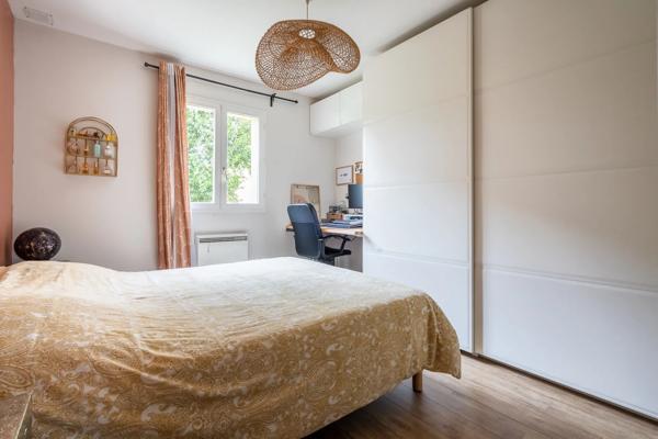 Maison
         4 pièces
        - 136 m² Bien prestige 410 000 € *
