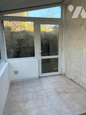 MAISON EN CAMPAGNE PROCHE CARHAIX