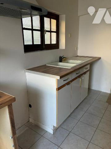 MAISON EN CAMPAGNE PROCHE CARHAIX