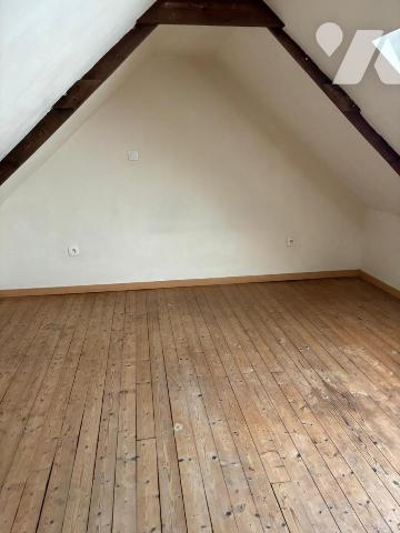 MAISON EN CAMPAGNE PROCHE CARHAIX