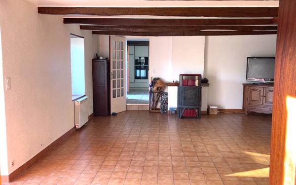 Maison à vendre    7 pièces •  Plouray