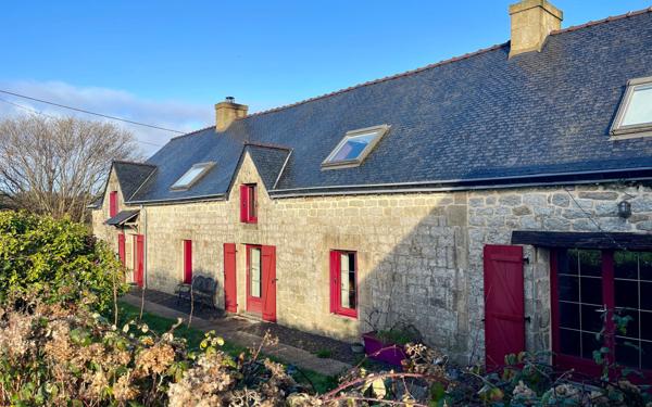 Maison à vendre    7 pièces •  Plouray